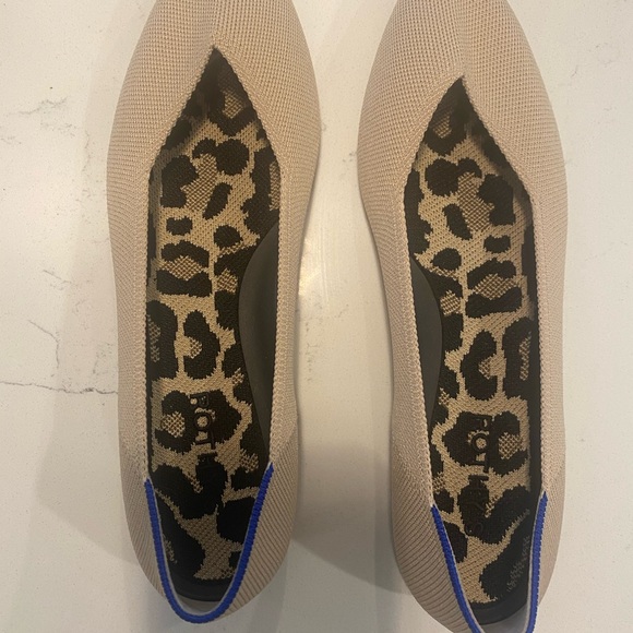 Rothy's the Point II size 10 in Ecru - Picture 7 of 9